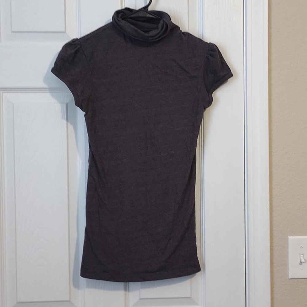Vanity gray shirt size M